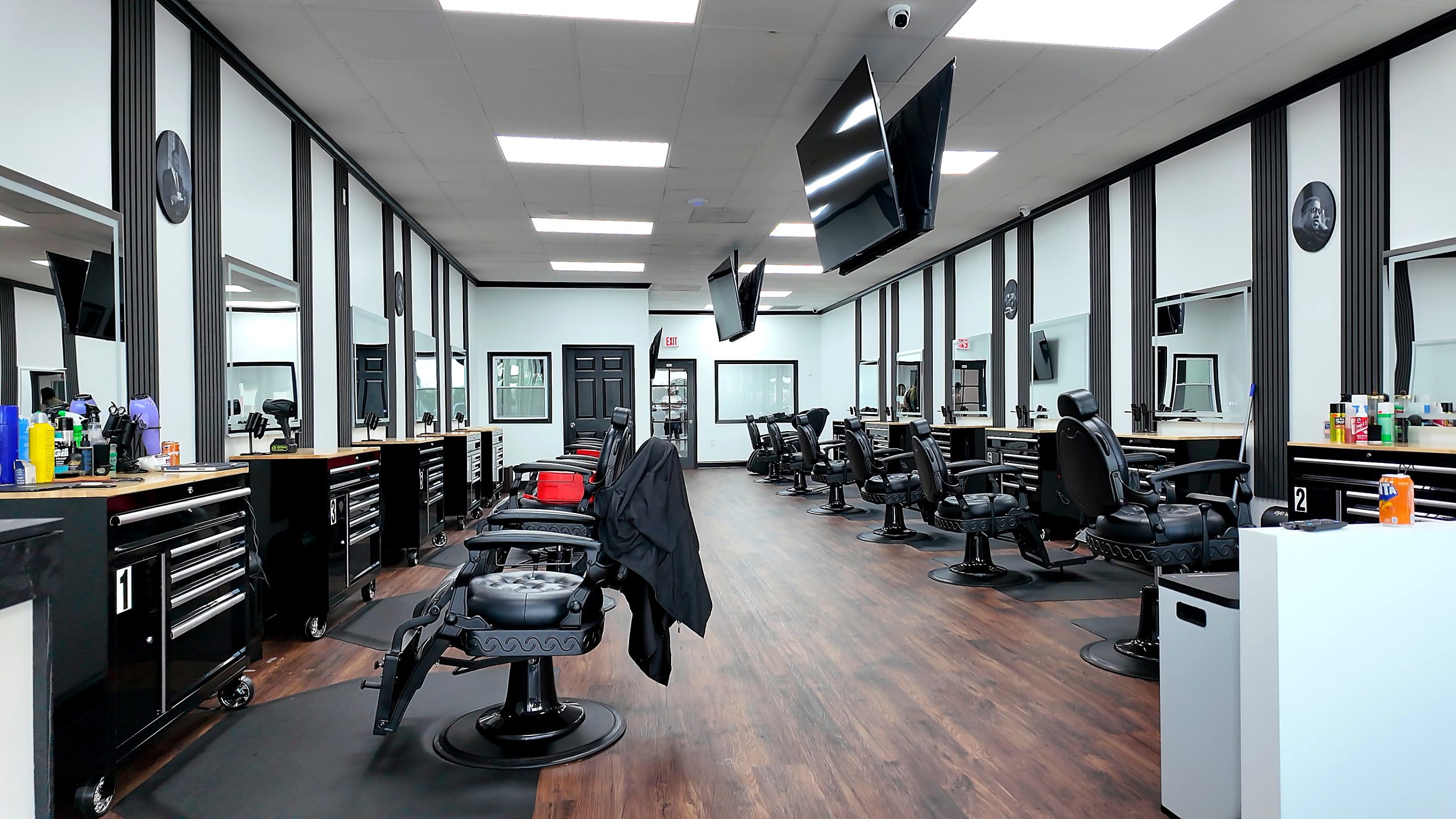 Cute Fellows salon