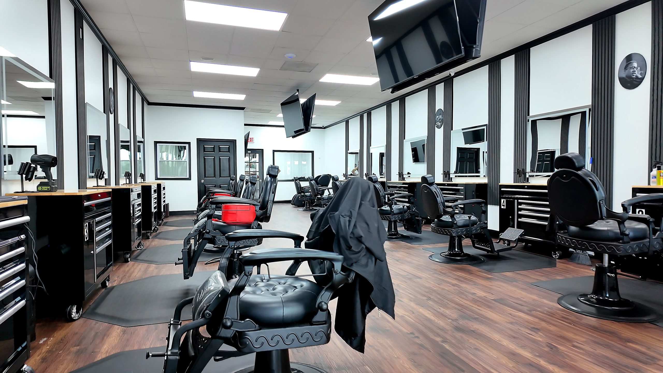 Cute Fellows salon