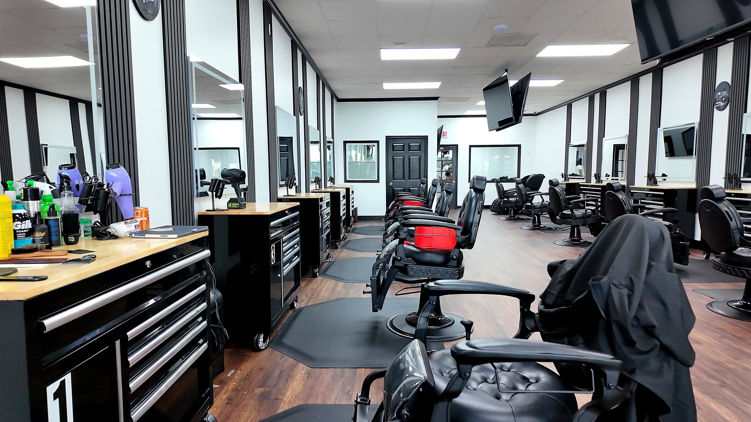Cute Fellows salon