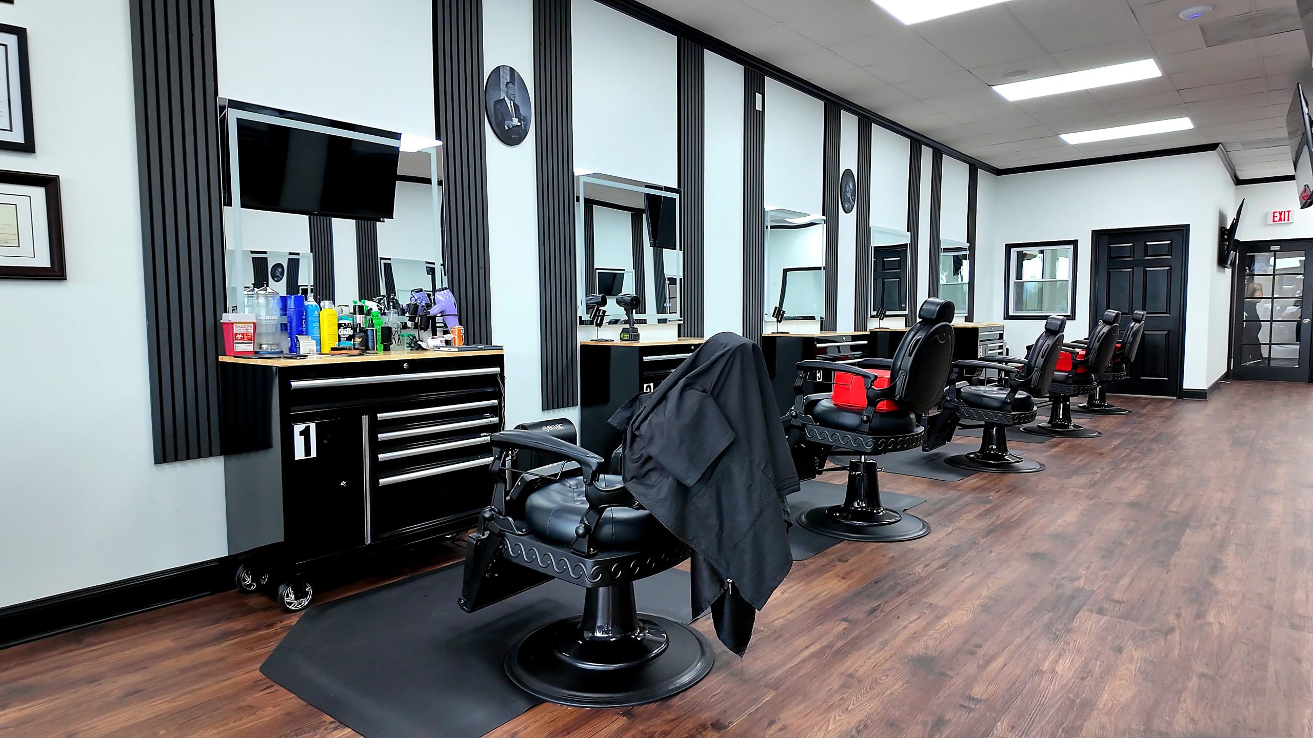Cute Fellows salon
