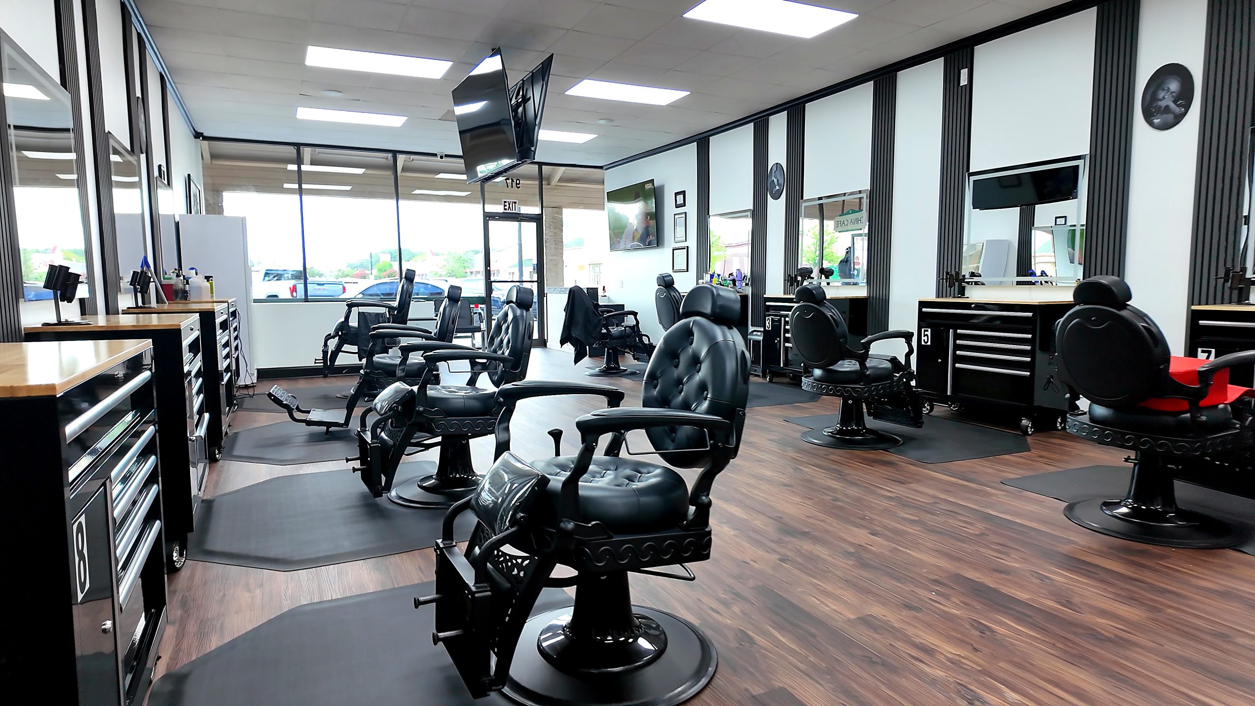 Cute Fellows salon